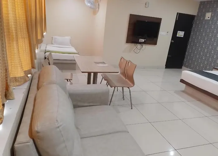 Deluxe Suite